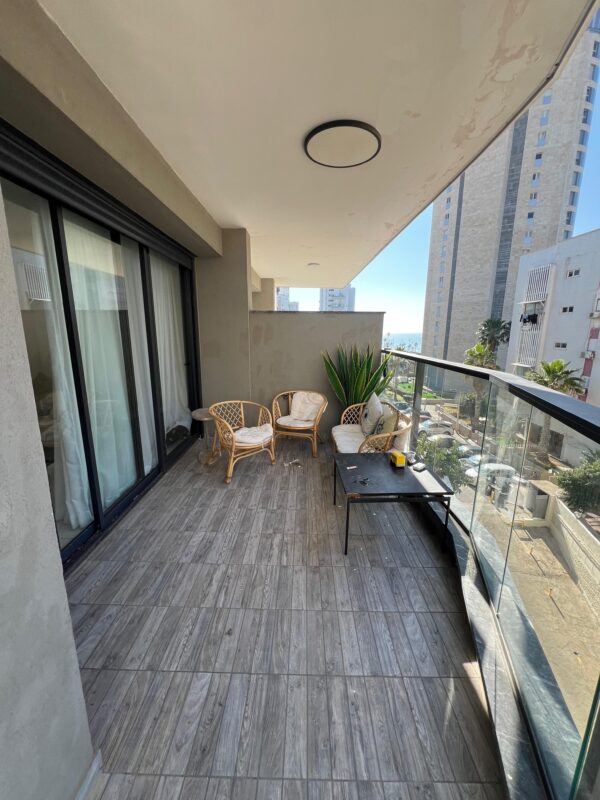 ⁦דירת 4 חדרים, רחוב המסריק, בת ים⁩ – תמונה ⁦7⁩