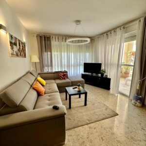 דירת 3.5 חדרים + מרפסת שמש, רחוב התזמורת, ראשון לציון