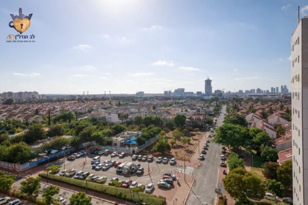 ⁦דירת 4 חדרים, רחוב מבצע משה, ראשון לציון⁩ – תמונה ⁦2⁩